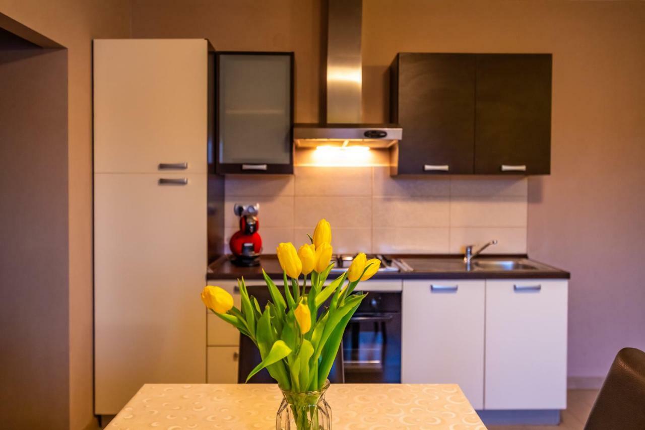 Apartment Adrian Biograd Na Moru Esterno foto
