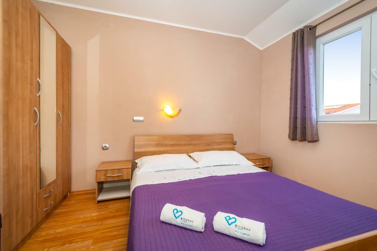 Apartment Adrian Biograd Na Moru Esterno foto